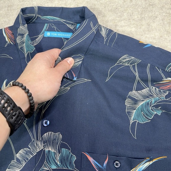 Tori Richard Shirt Mens 2XL Navy Blue Floran Hawaiian Silk Blend SS Button Up - Picture 4 of 10